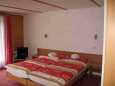 Triple Room with Private Bathroom