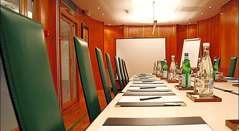 Villa Luxembourg Hotel