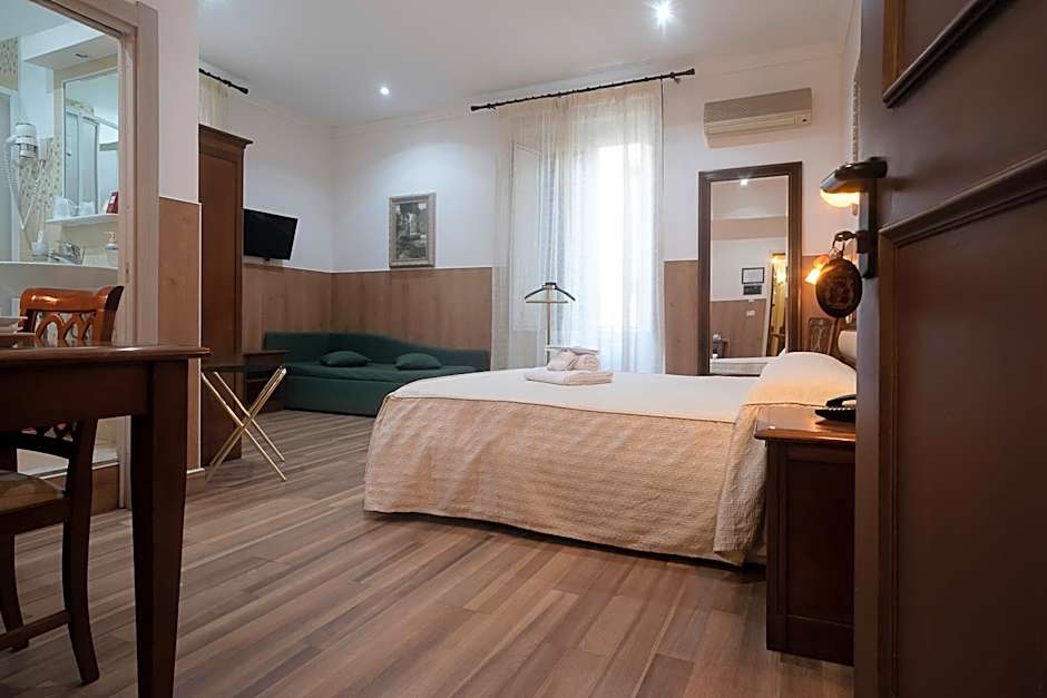 Photo 1 of 4 of Triple Room