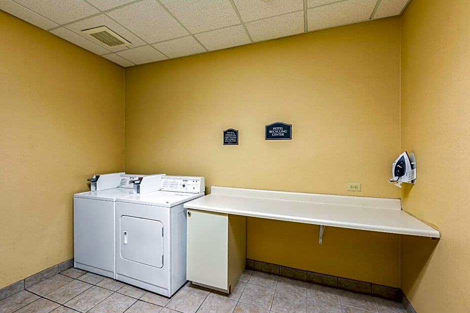 Holiday Inn Express & Suites - Lexington, an IHG Hotel
