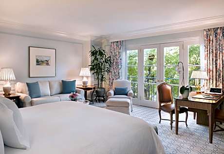 Grand Deluxe Room
