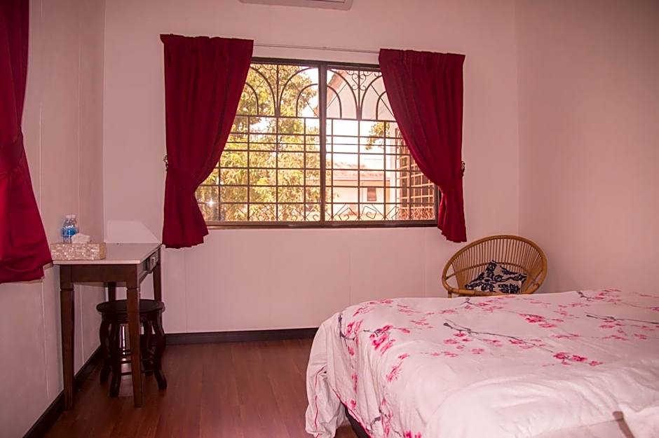 HAKS Boutique B&B with Pool & Farm-to-Table Dining