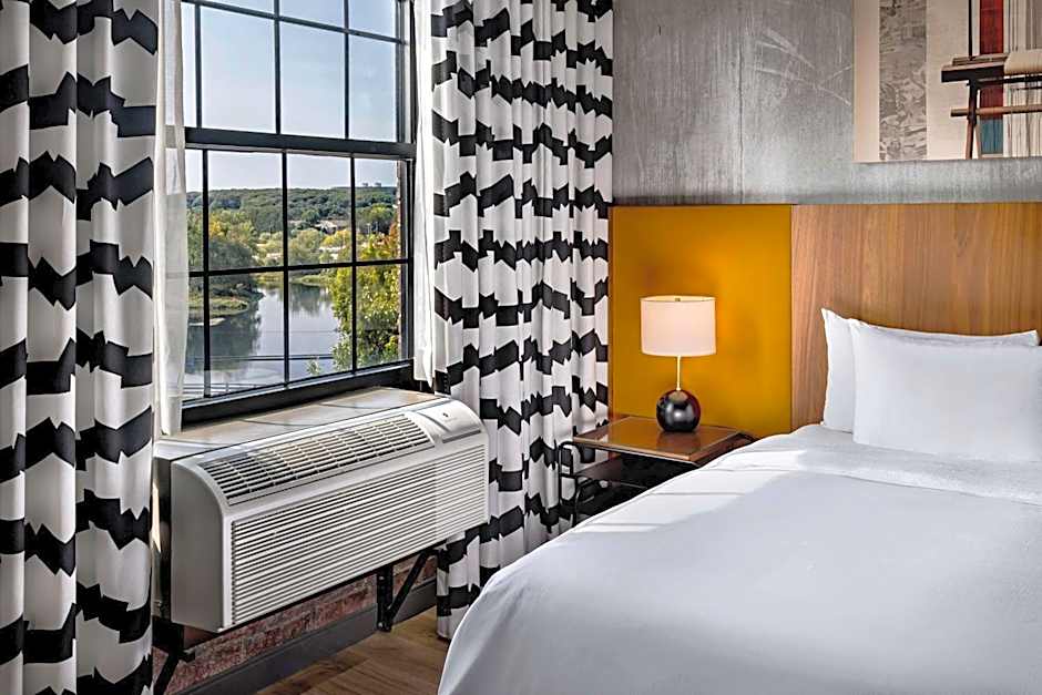 The Loom Hotel, Tapestry Collection By Hilton