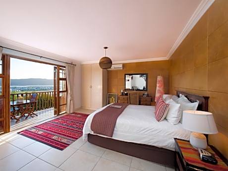 SAND Upstairs (Honeymoon) Balcony Room