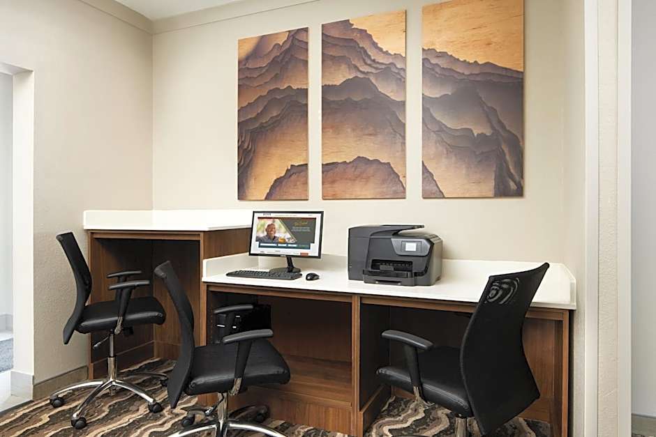 Staybridge Suites Of Durham - Chapel Hill - RTP By IHG