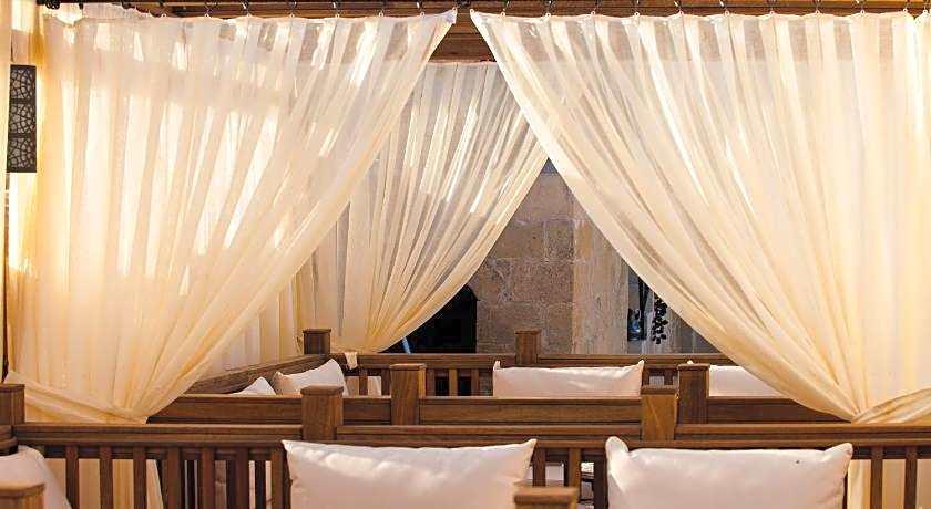 Mardius Tarihi Konak