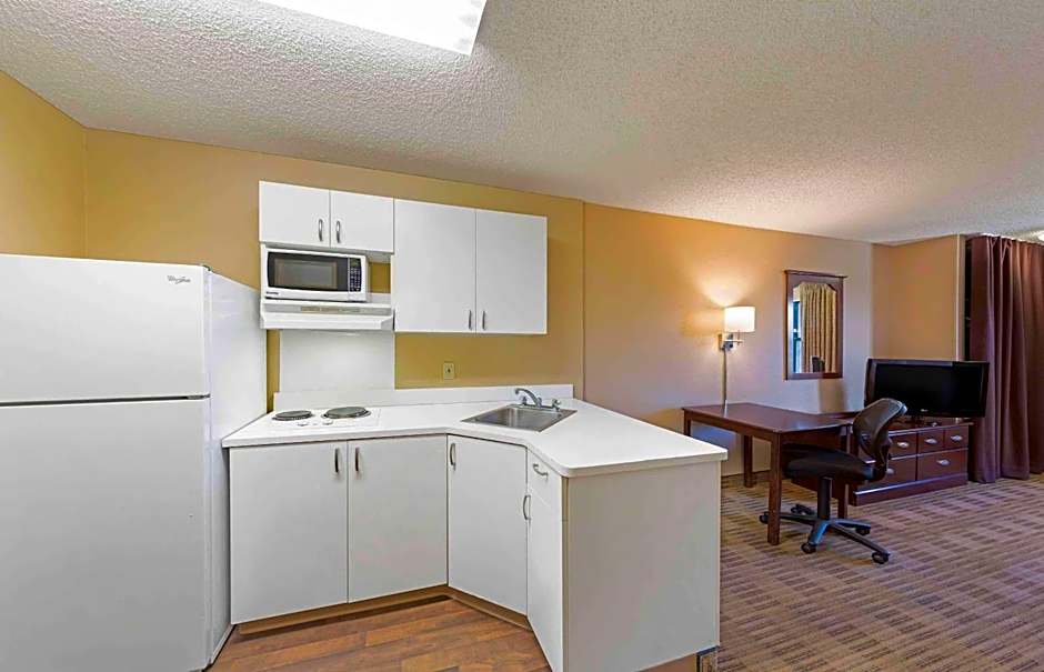 Extended Stay America Suites - Los Angeles - Valencia