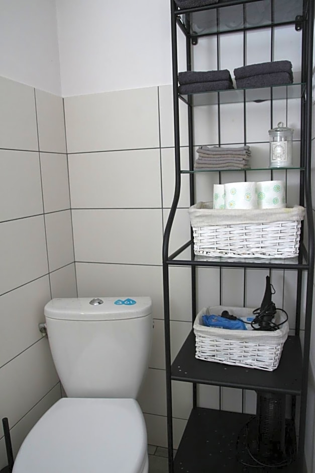 Grygielówka nad jeziorem - sauna & jacuzzi