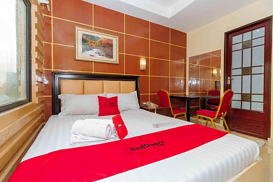 RedDoorz @ Winter Hotel Araneta