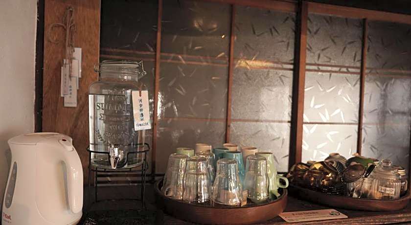 TAKETA Station Hostel cue