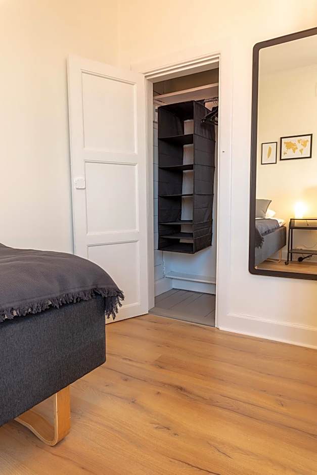 Alyhr Apartments