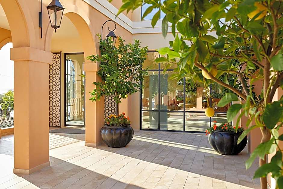 Nido, Mar-Bella Collection an SLH hotel