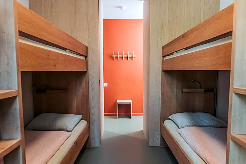 Montreux Youth Hostel