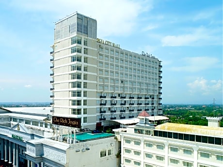 The Rich Jogja Hotel