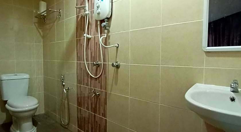 Super OYO 89771 Dane & Shue