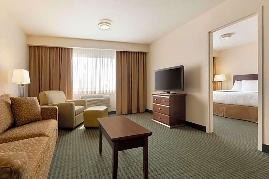Travelodge by Wyndham Weyburn
