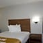 Days Inn by Wyndham Apopka/Orlando