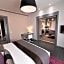Le Bristol Hotel