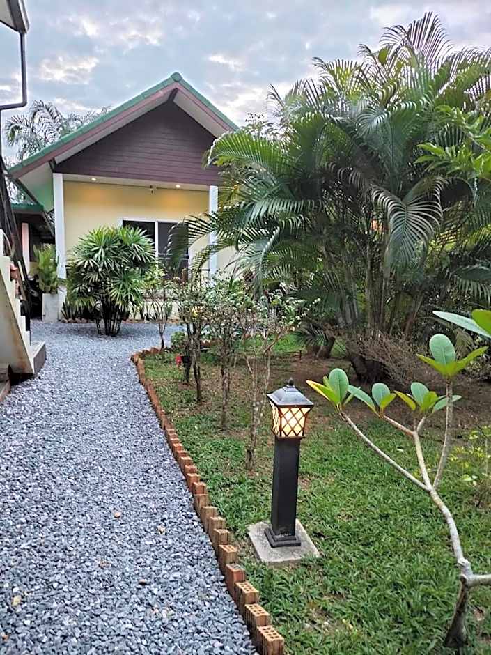 Bed & Breakfast To-Co