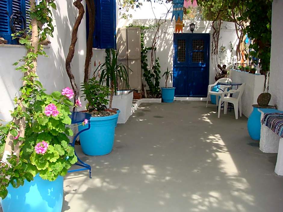 Boussetil Rooms CapAnMat