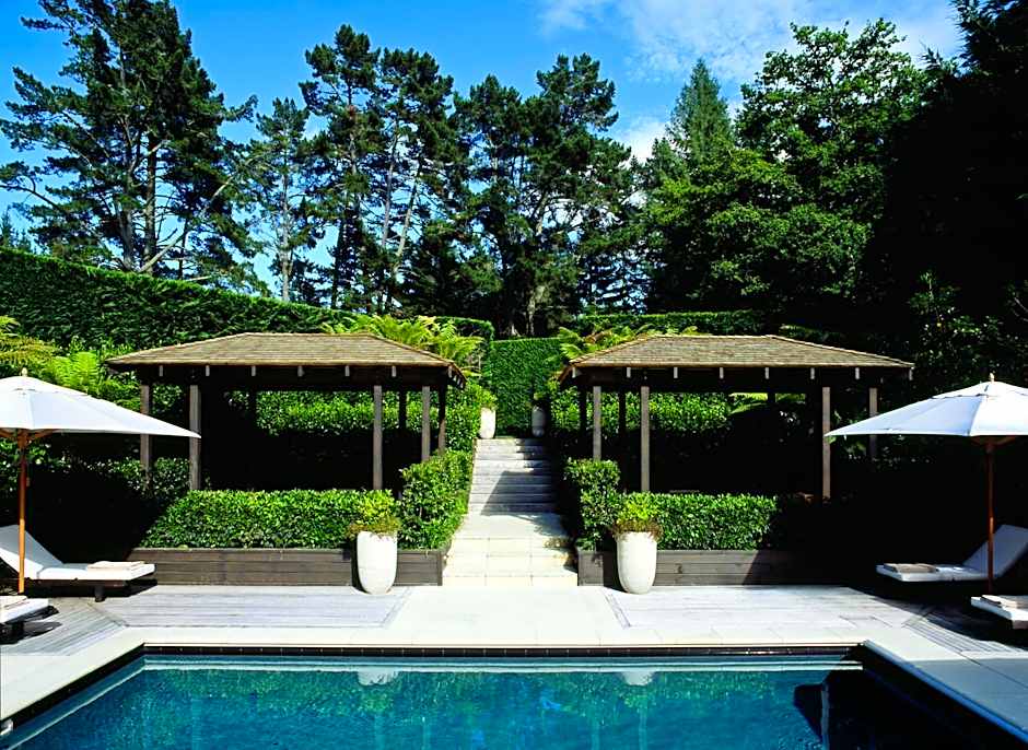 Huka Lodge, Beckons