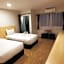The charlotte smart hotel lopburi