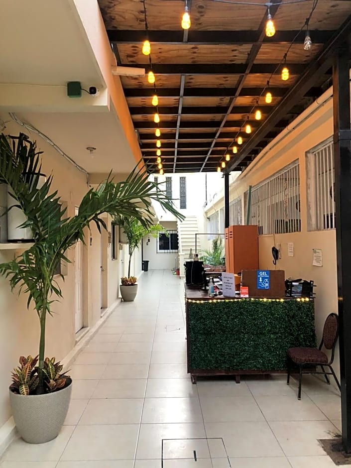 Hotel D´ATYI 10 Avenue