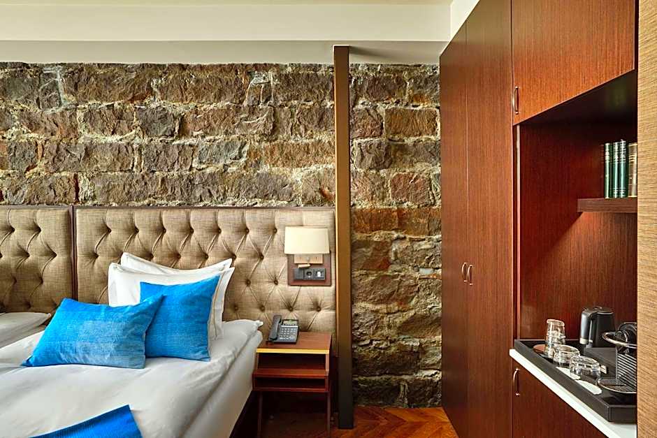 Konsulat Hotel Reykjavik, Curio Collection by Hilton