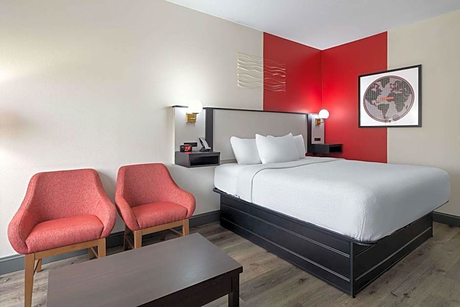 Ramada by Wyndham Locust Grove