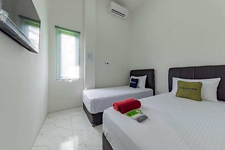 Urbanview Hotel La De Grizz Syariah Sampit by RedDoorz