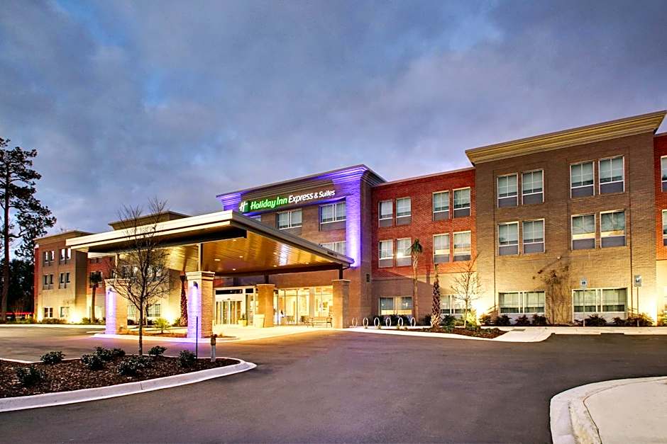 Holiday Inn Express & Suites Charleston NE Mt Pleasant US17 By IHG