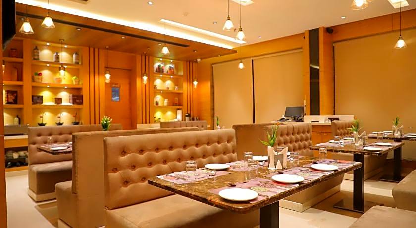 Hotel Maple Grand