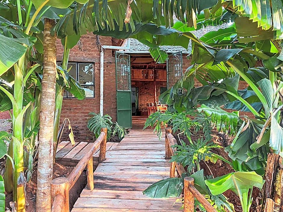 Foresight Eco Lodge & Safari