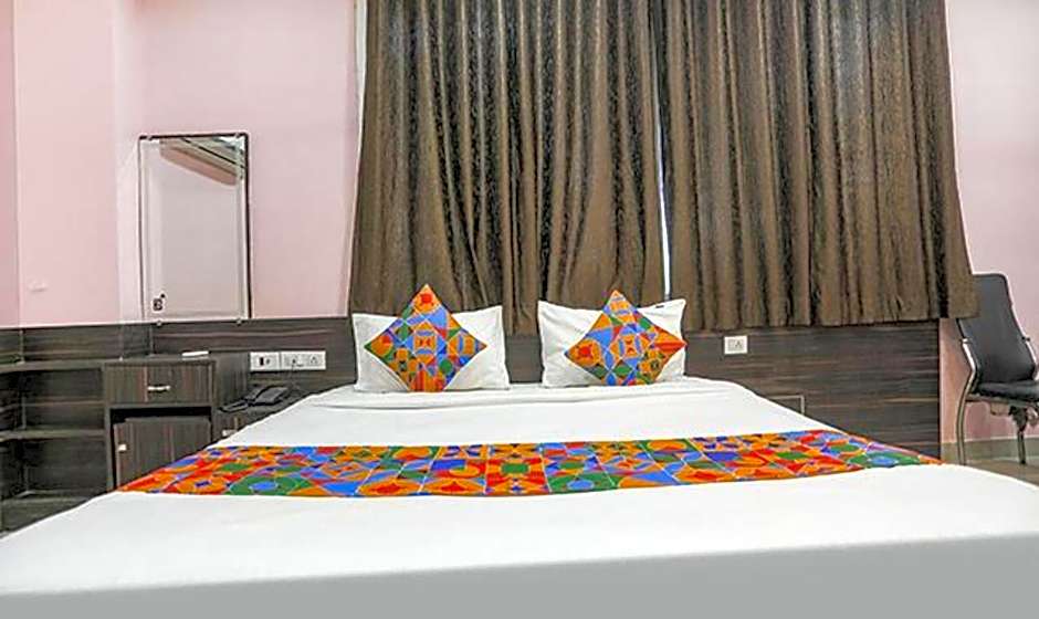 FabExpress Banarasi Kothi