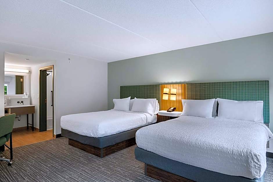 Hampton Inn By Hilton & Suites Lake George, NY