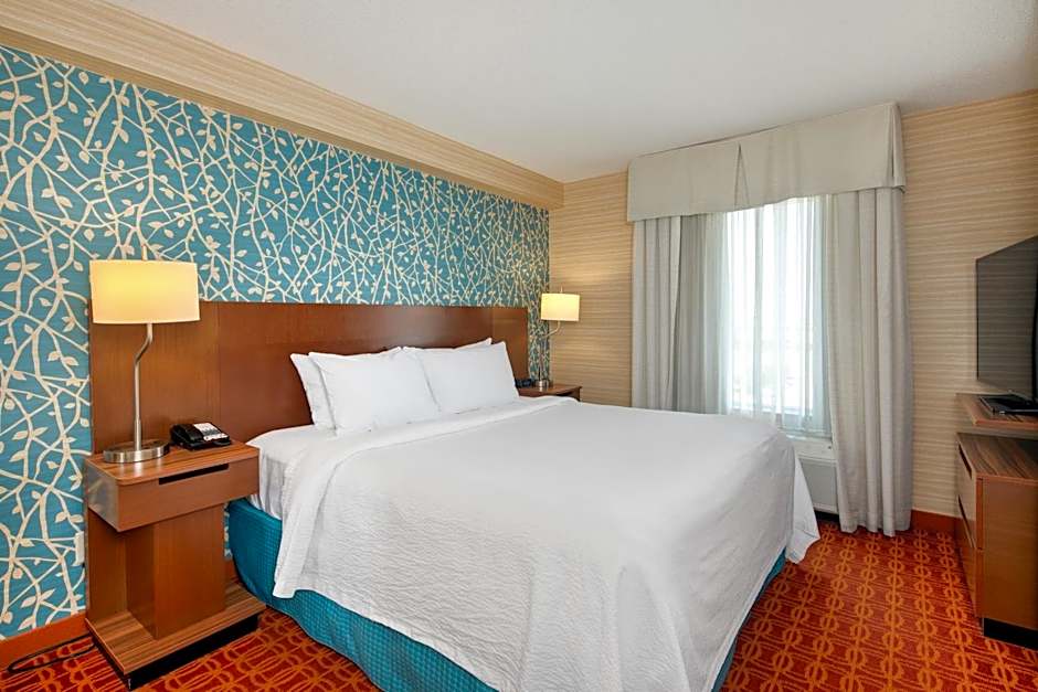 Fairfield Inn & Suites by Marriott Toronto Airport