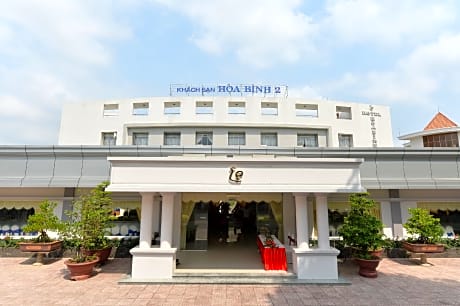 Hoa Binh 2 Hotel