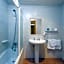 Hostal Adelino