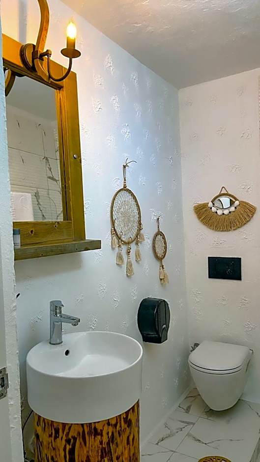 SİSU ALAÇATI OTEL
