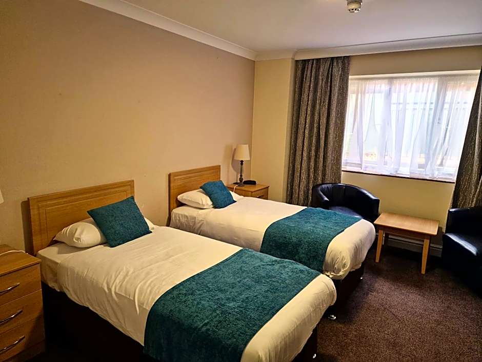 Britannia Royal Court Hotel