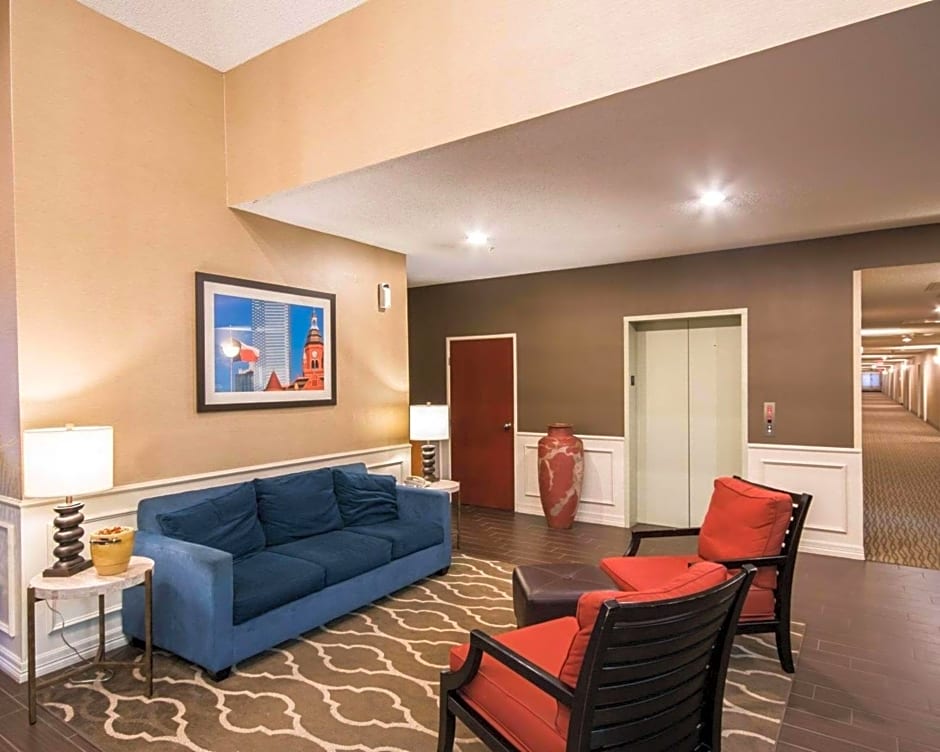 Comfort Inn and Suites