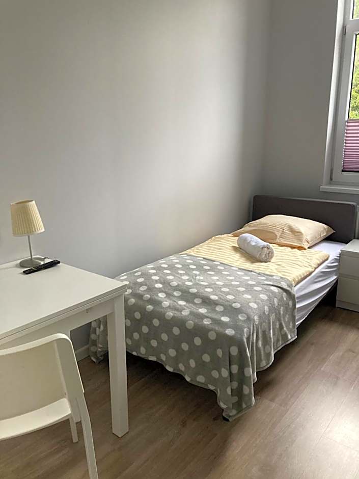 Hostelik Przy Przystanku