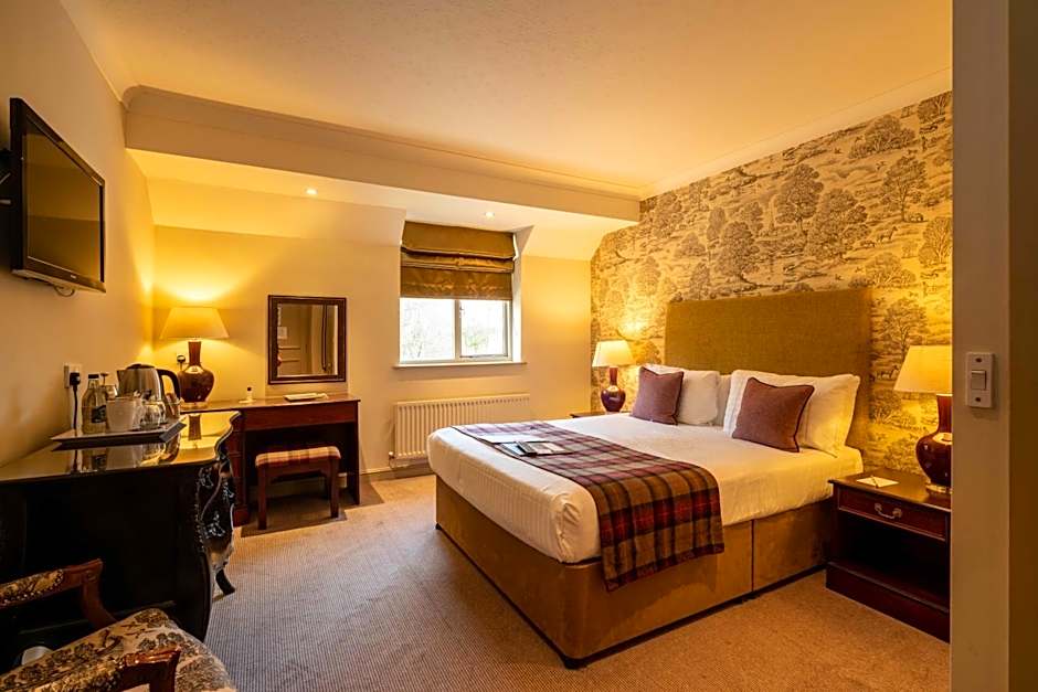 Hadley Bowling Green Inn