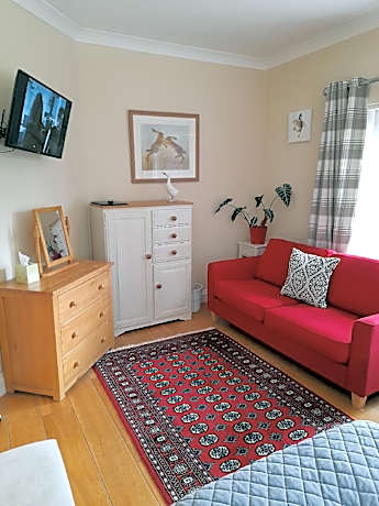 Twin room-Standard-Ensuite with Bath-Ground floor twin