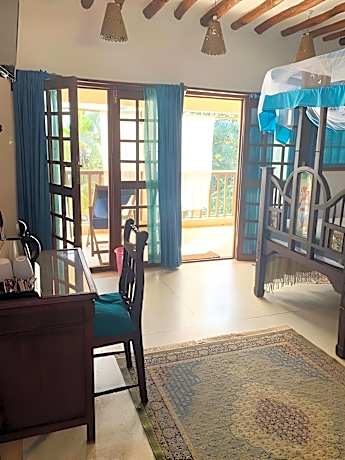Economy Twin Room