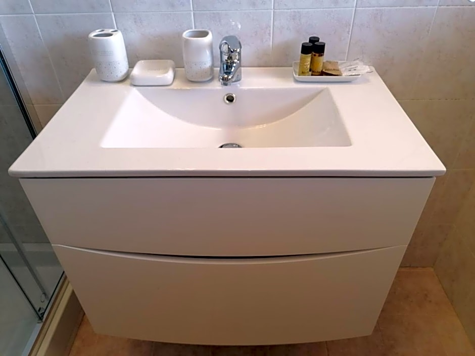 B&BYanet's Beautiful House