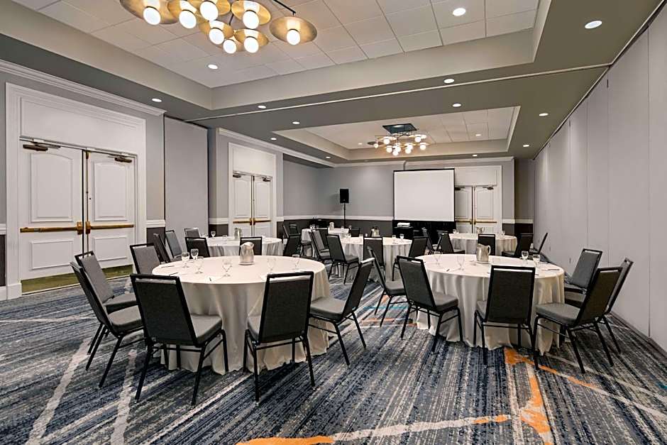 Embassy Suites by Hilton San Rafael Marin County