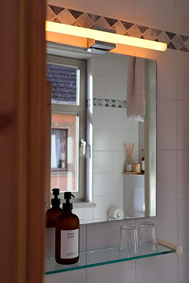 Weinbar & Gästehaus Himmelstoss