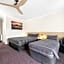 Cooma Motor Lodge Motel