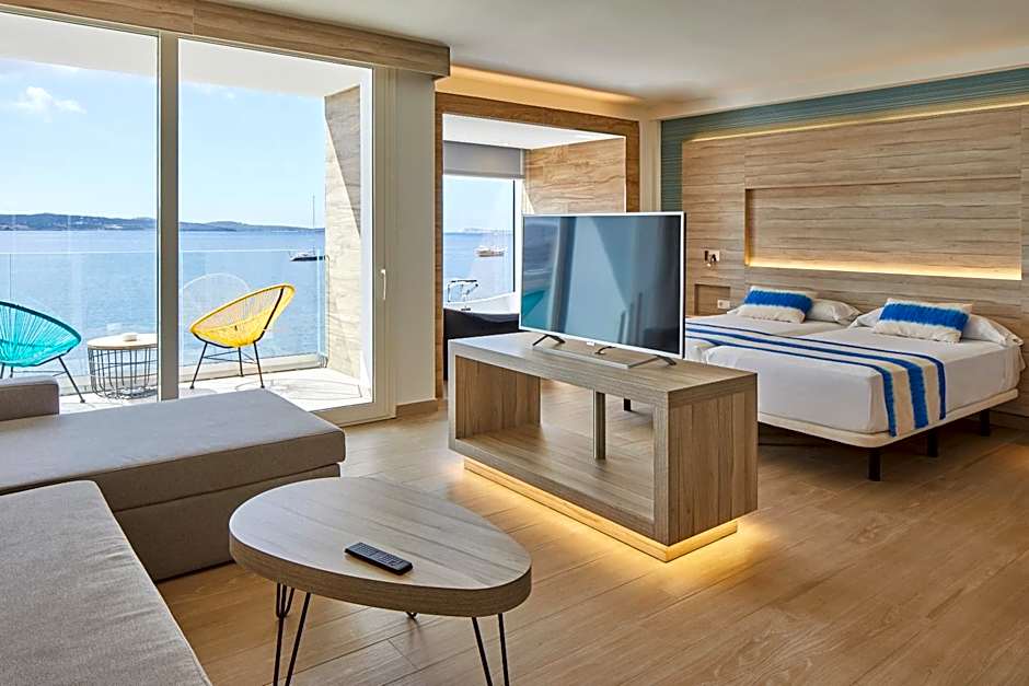 Sol Bahía Ibiza Suites
